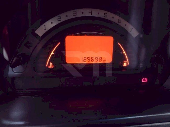 0400118833_18
