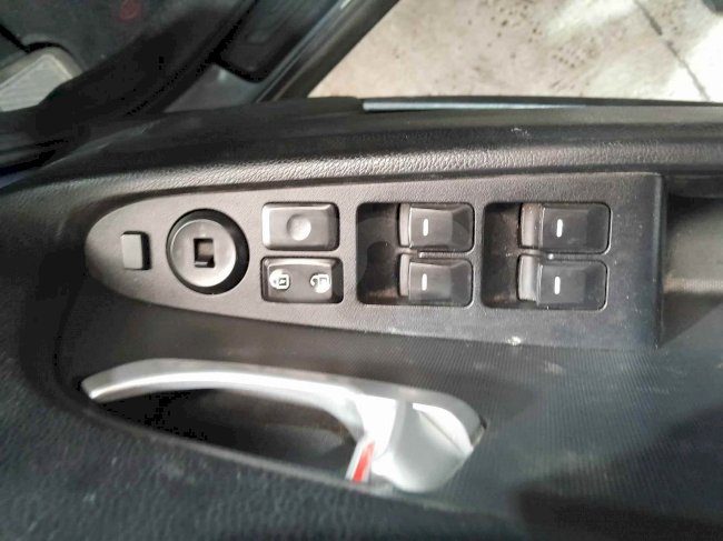 1100303874_09