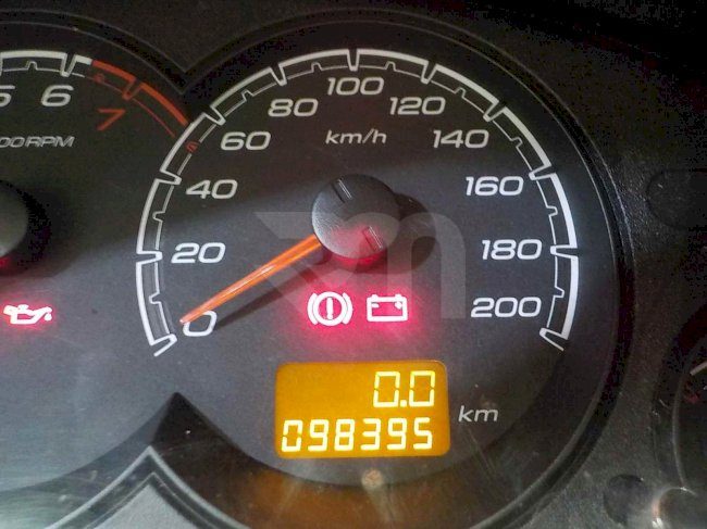 0500113829_28