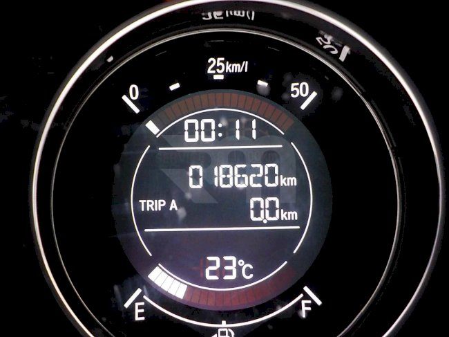 0500113949_23