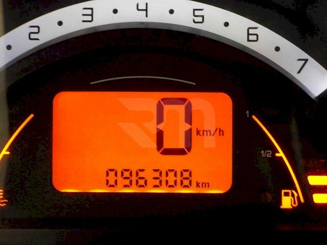 0100208022_06