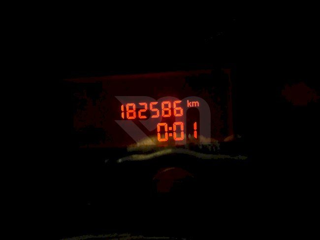 0500113963_32