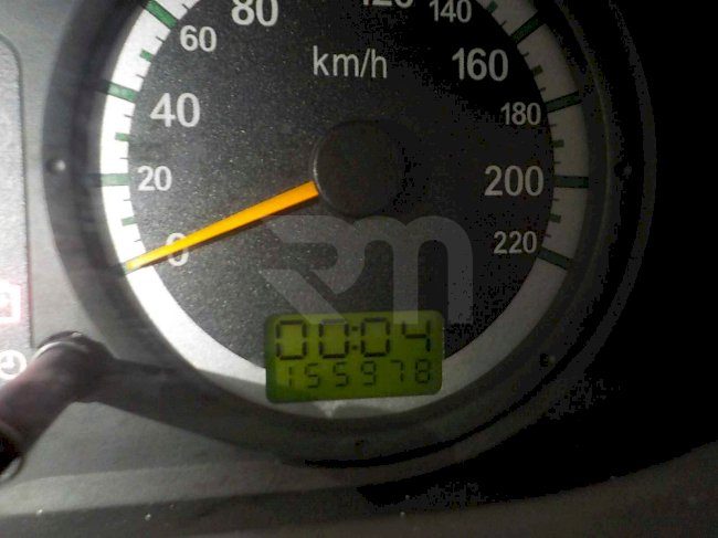 1100105780_19