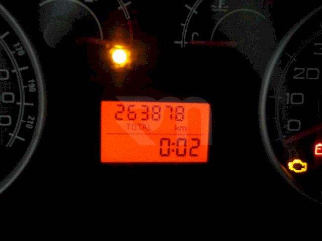 0500114185_41