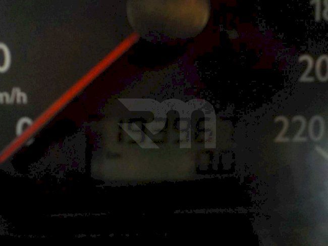 0400114977_30