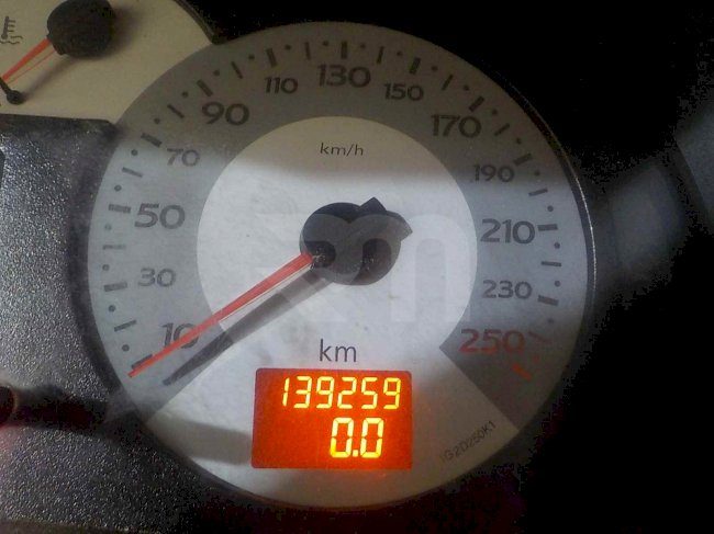 0100208079_20