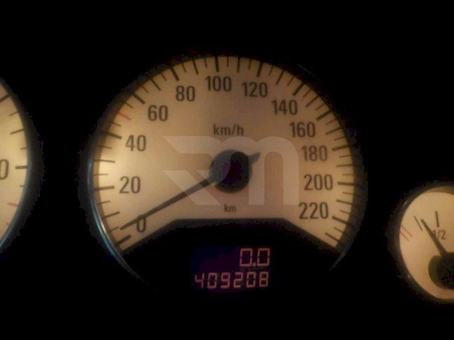 0100208233_26