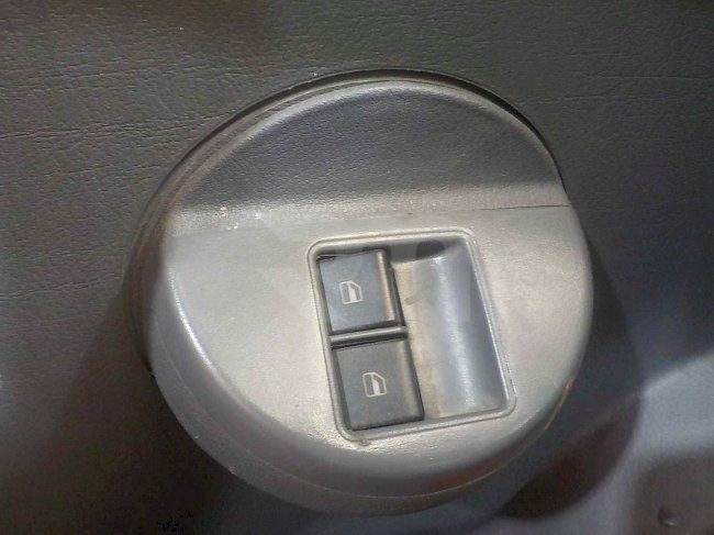 0100207877_28