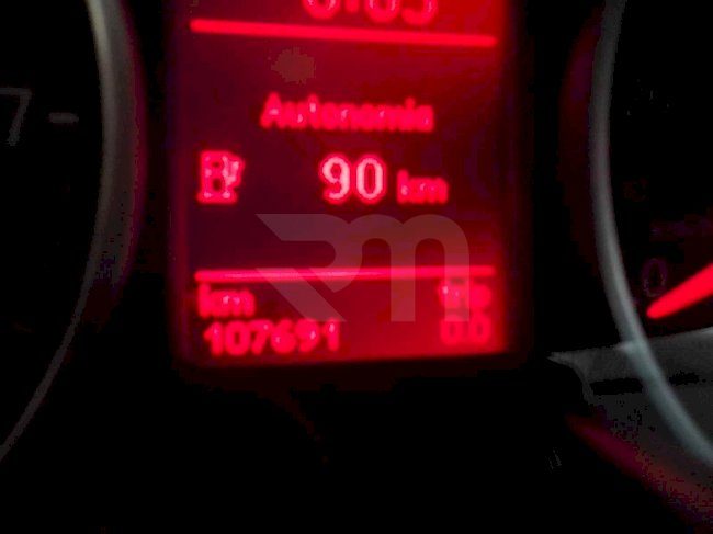 0500114743_27