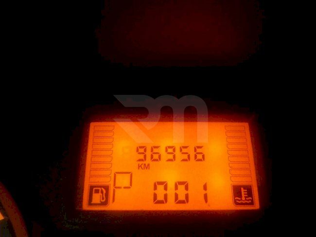 0500114779_22