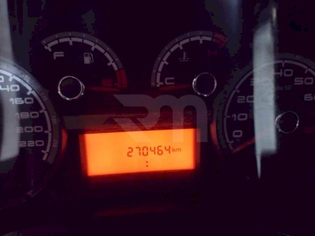 0500115775_29