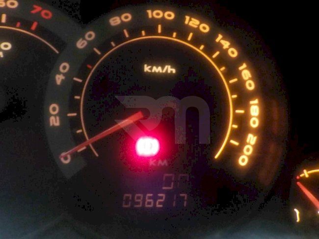 0100208340_25
