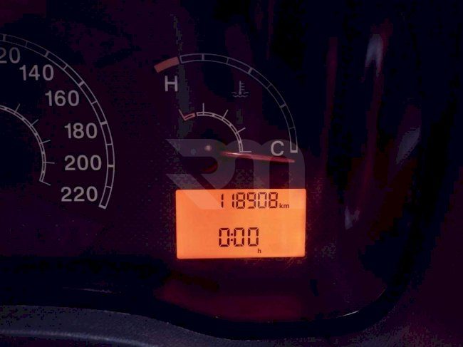 0500115996_19