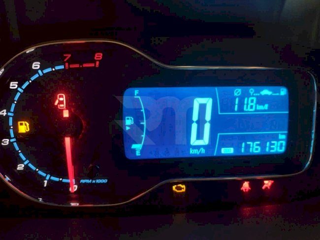 0500115999_25