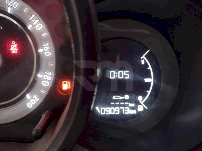 0100208948_20
