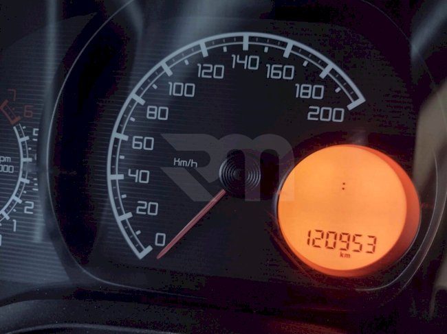 0500116235_19