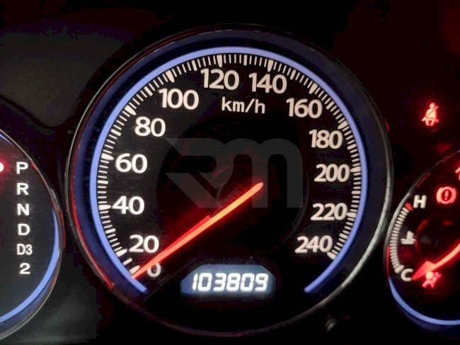 0500115083_19