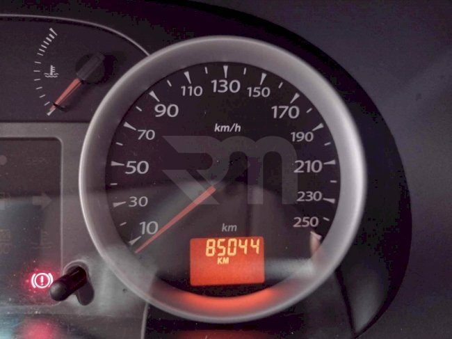 0500115895_22