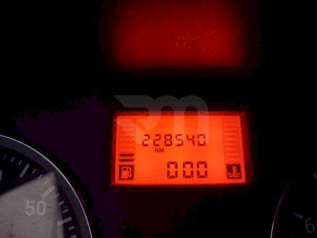 0500115833_27