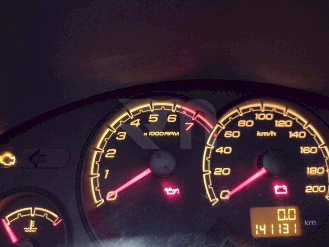 0100209898_06