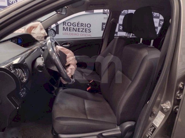 0500117113_30