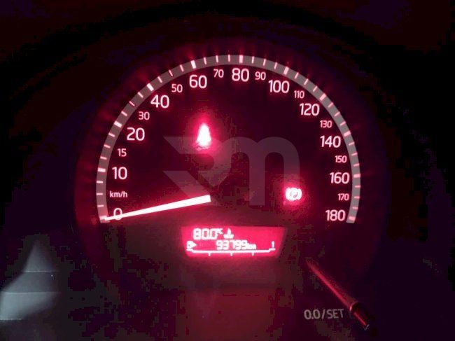 0100210233_17