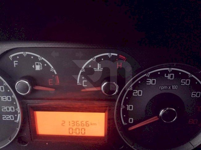 0500117476_27