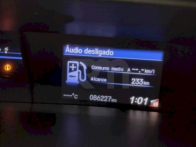 0500117880_21