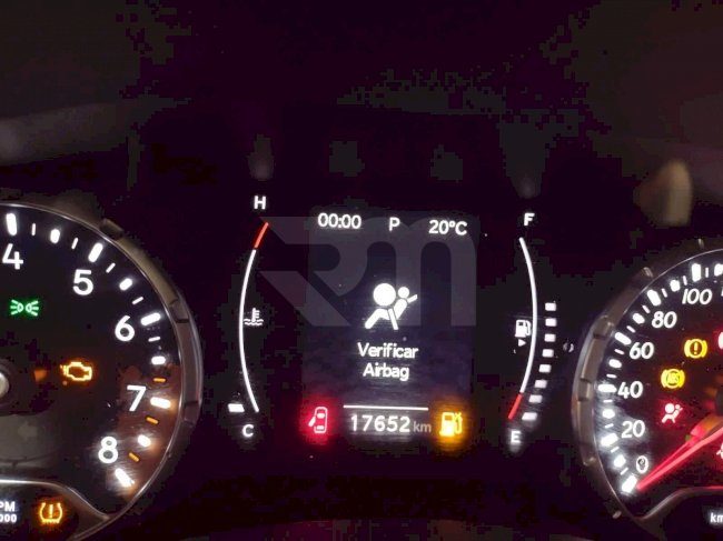 0500117913_39