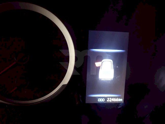 0400117857_18